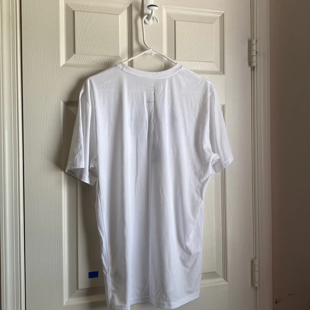Nike Large Xavier Univeristy Dri Fit Shirts NEVER USED - Picture 5 of 6